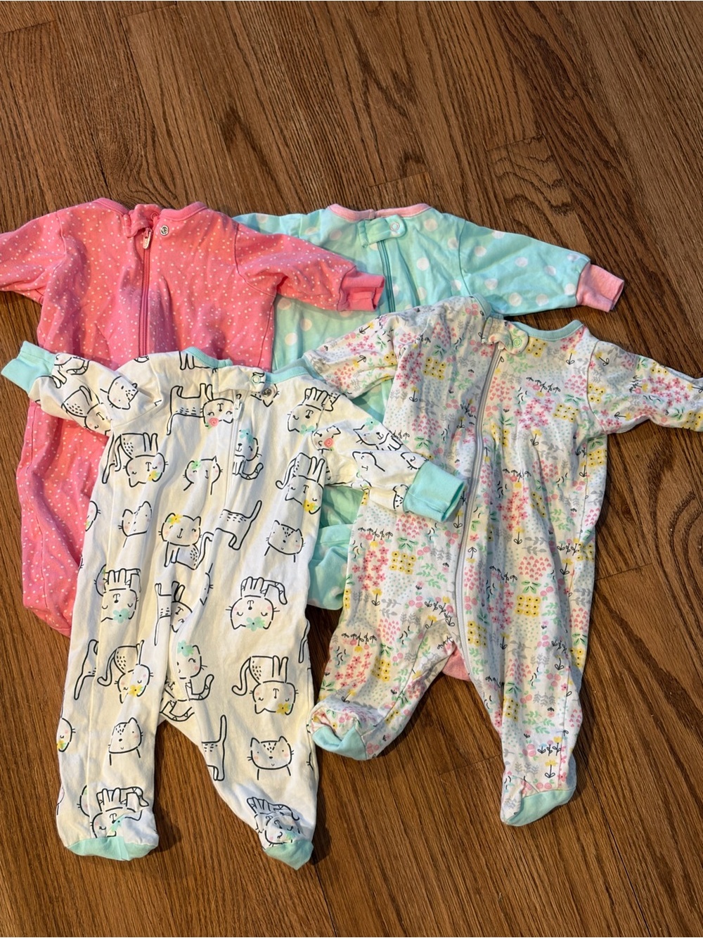 Set of 4 Pastel Baby 100% cotton One-Piece Sleepers | size newborn
